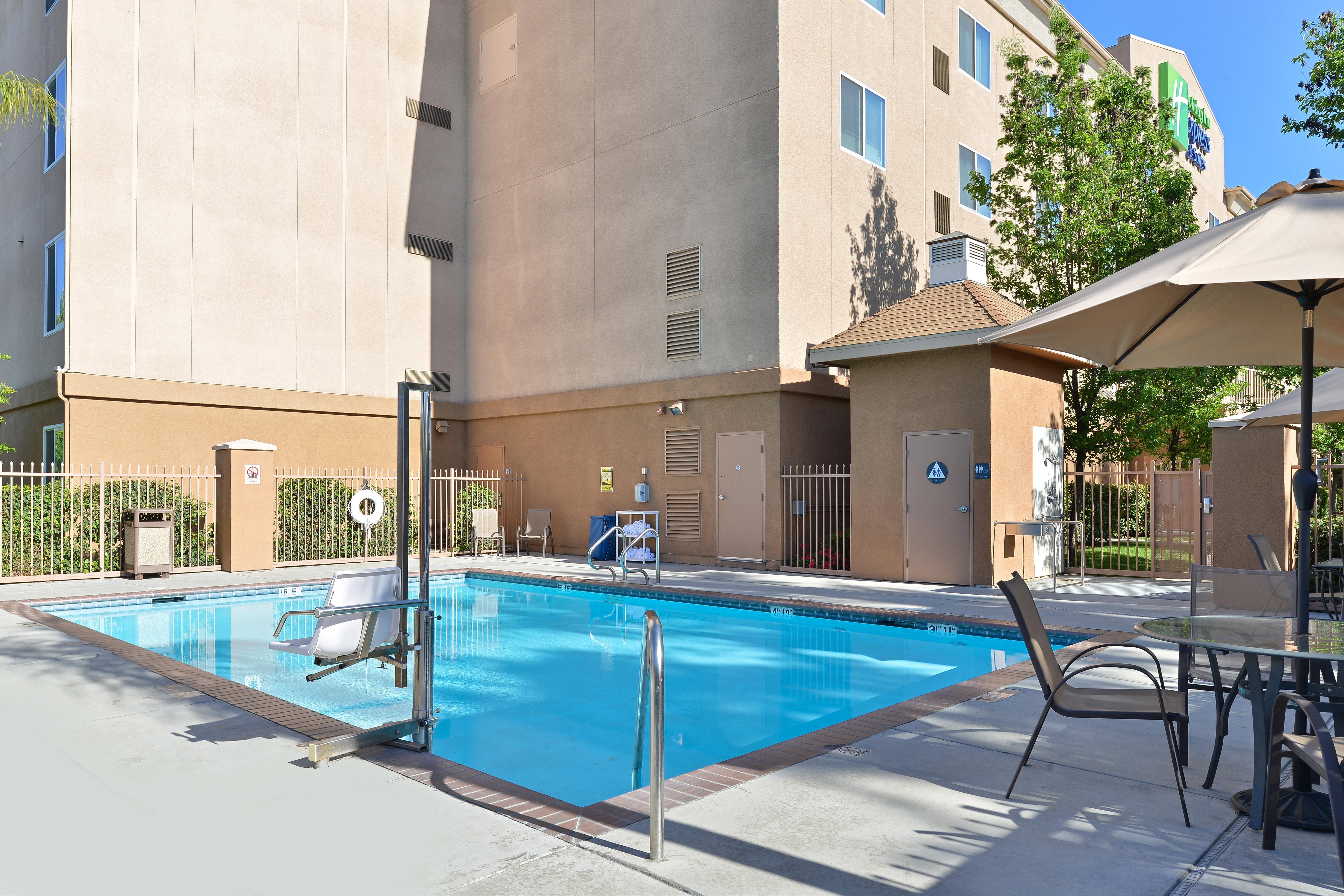 Holiday Inn Express Fresno River Park Highway 41 By Ihg Экстерьер фото